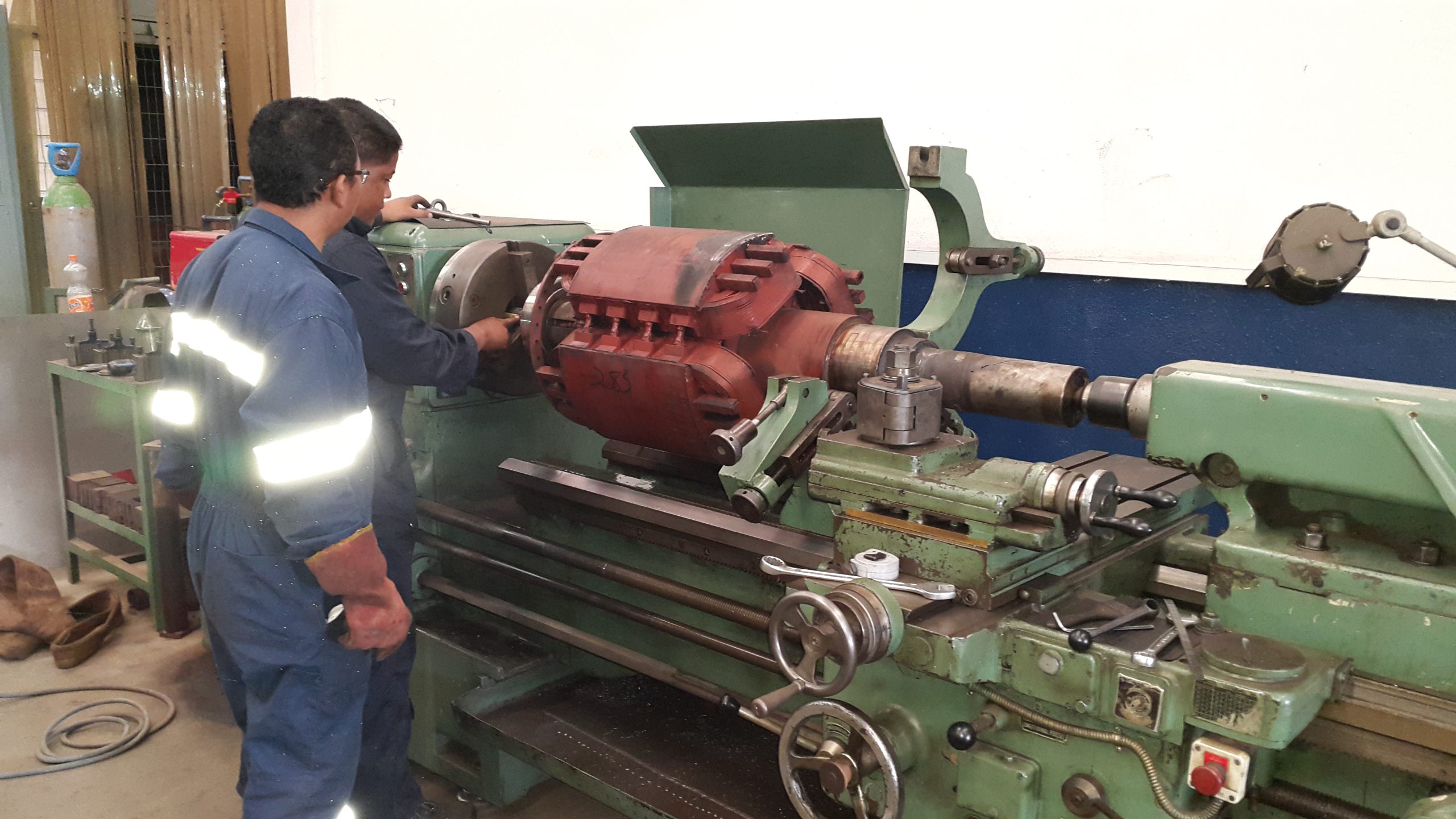 2002 — Création de l&rsquo;atelier LABOMECA